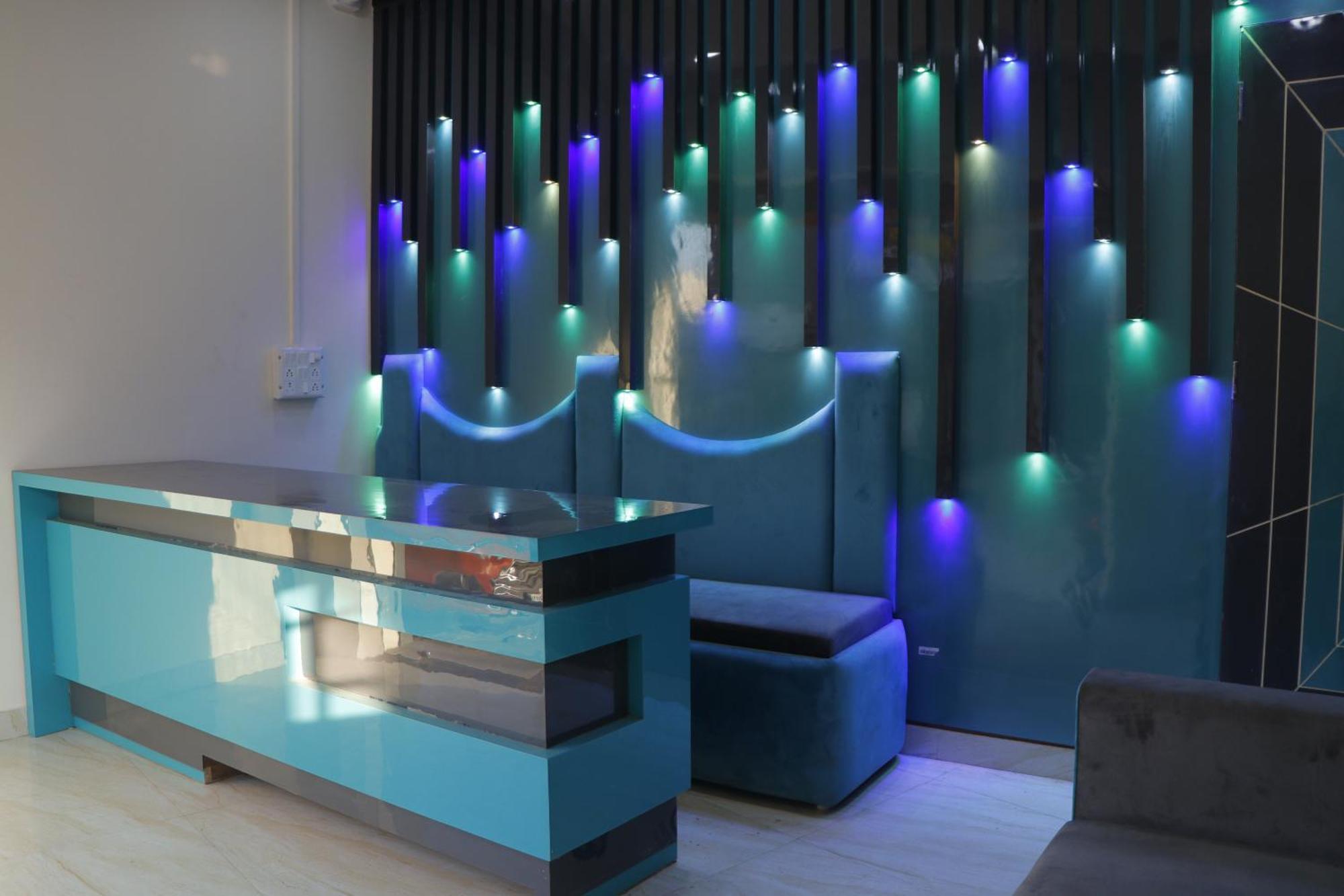 Dolphin Guest House Матхура Екстер'єр фото
